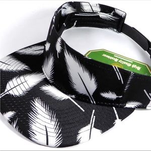 Black & white visor